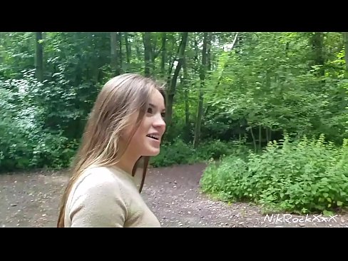 ❤️ Би Эвелина руу олон нийтийн газар овоолохыг санал болгосон! Тэр тийм гэж хэлсэн. Дараа нь би түүний өгзөг, аманд нь булцууг нь илбэв. Дараа нь тэр өөрөө уурлав. ❤ Порно видео манайд ❤