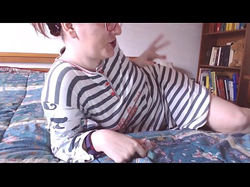 ❤️ Бяцхан боолын энэ том хар тахиагаа амандаа ав ❤ Порно видео манайд ❤